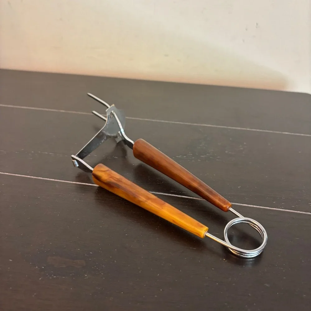 Vintage MCM Spring Action Serving Tongs | Bakelite | Marbled Amber Handles | 9